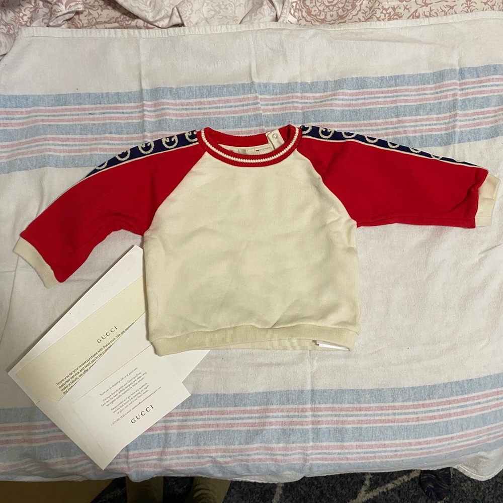 Baby sweater
